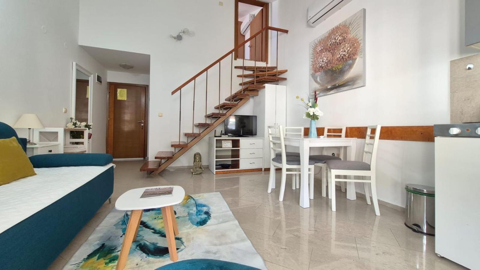Egon Apartment Budva